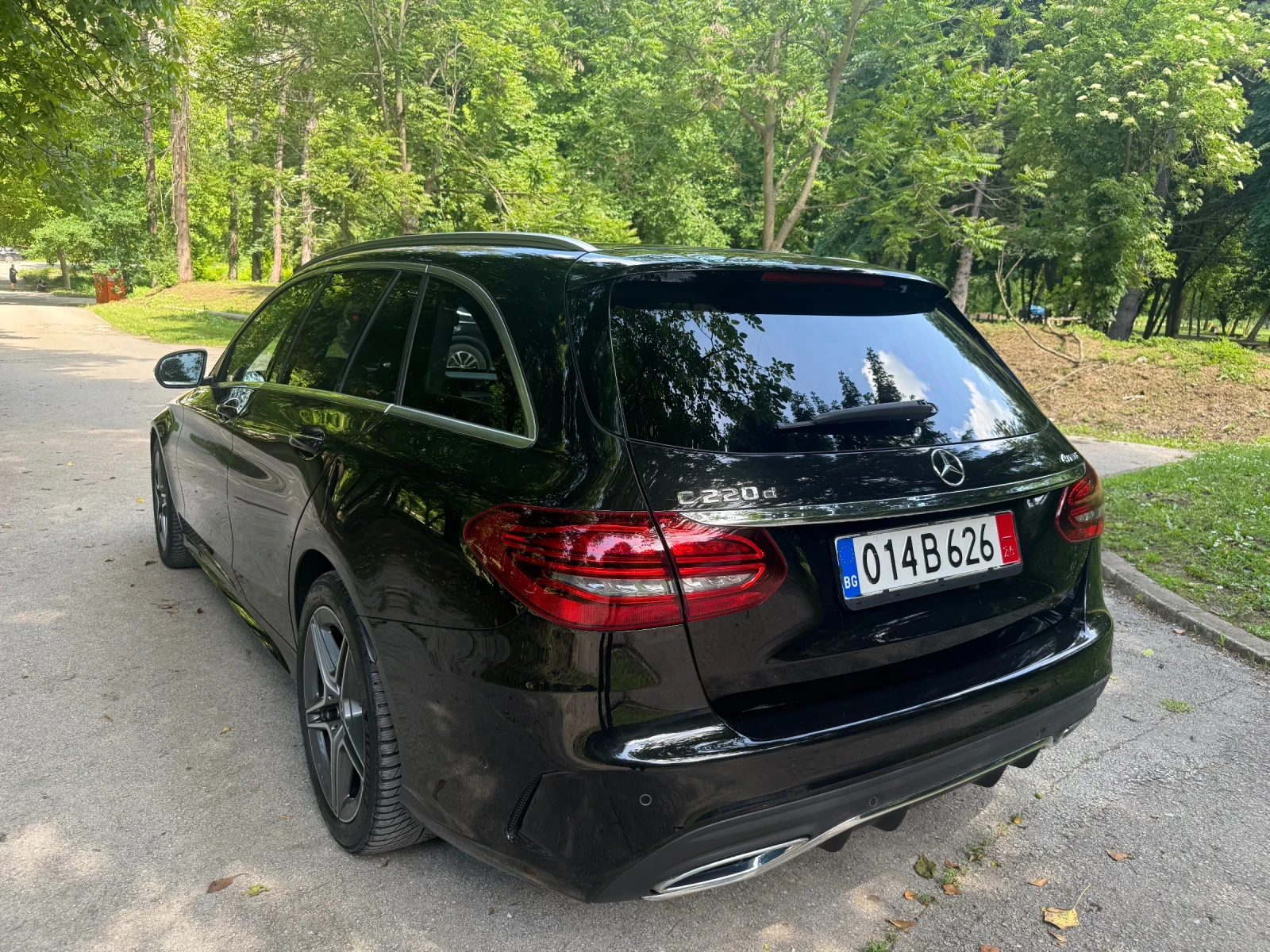 Mercedes-Benz C 220 AMG 4-Matic 9G #DISTR#DigitalCockpit#MULTIBEAM#CAM, снимка 5 - Автомобили и джипове - 54671476