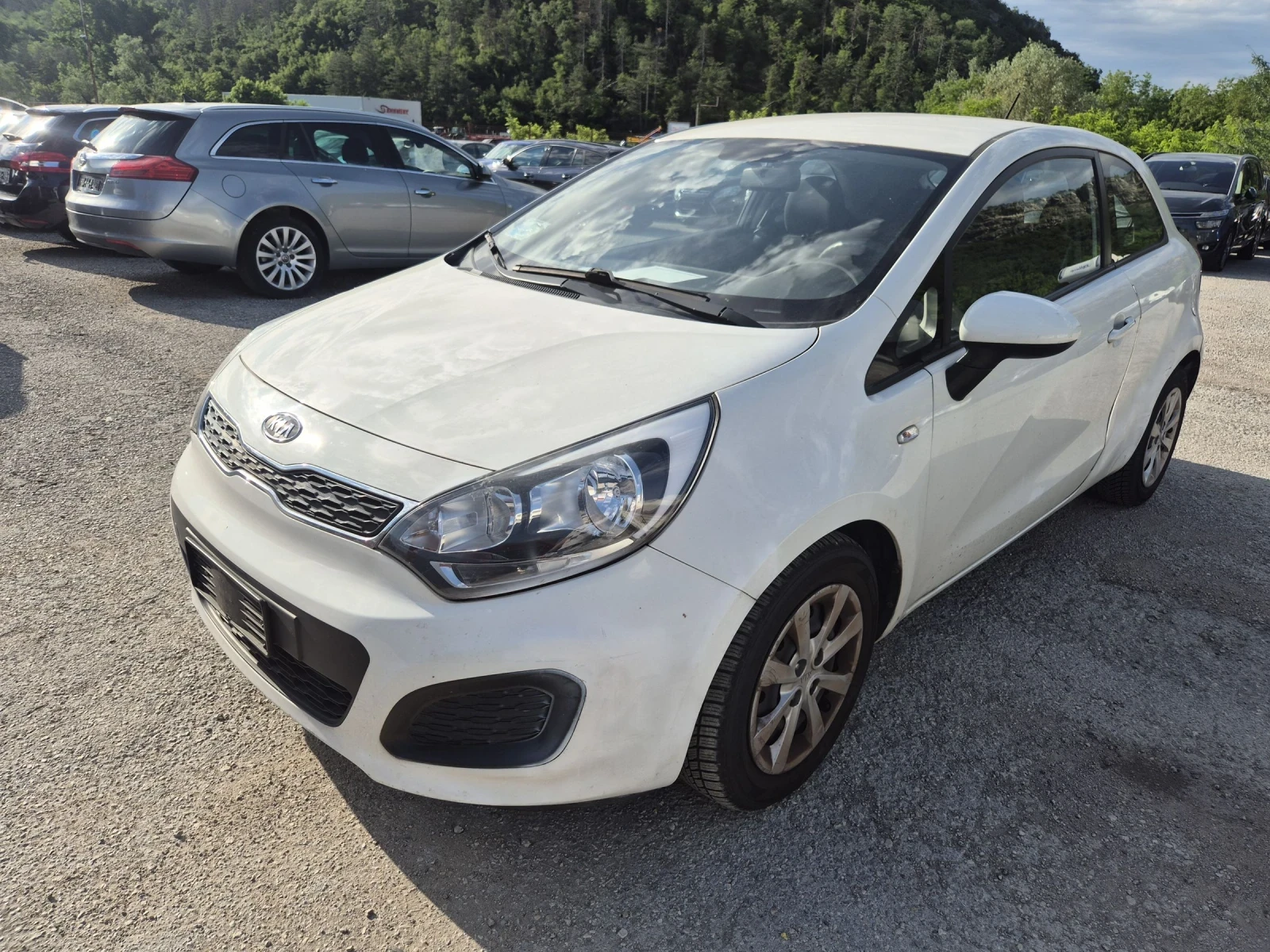 Kia Rio 1.4CRDi, ВЪНШНИ ЗАБЕЛЕЖКИ 