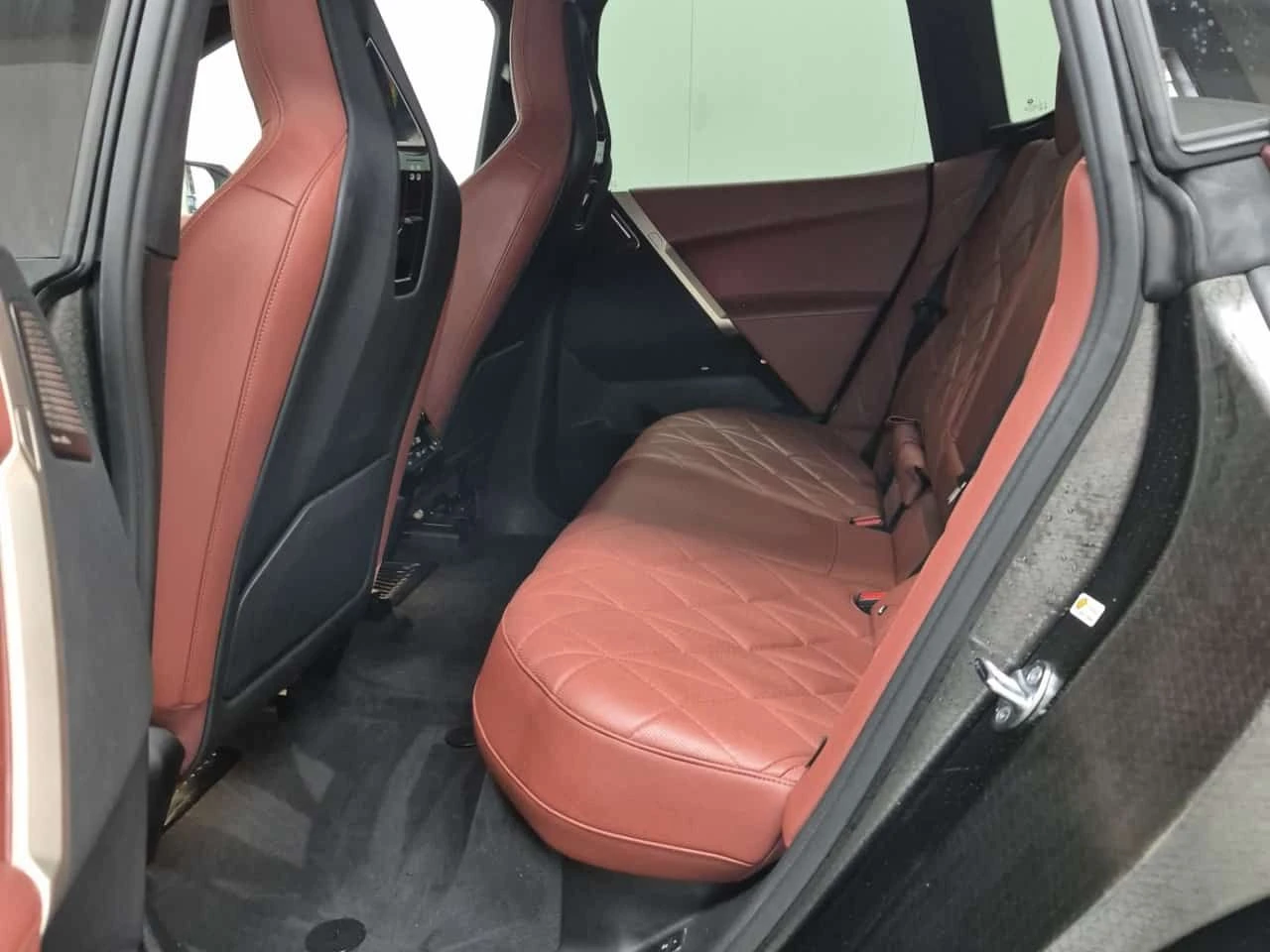 BMW iX XDRIVE50  CARFAX, снимка 12 - Автомобили и джипове - 55088092