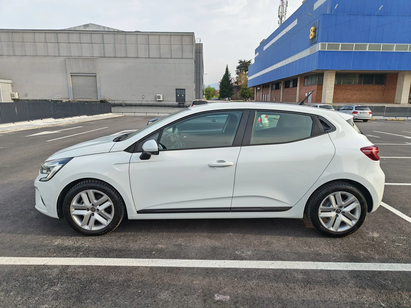 Renault Clio, снимка 7 - Автомобили и джипове - 55607684