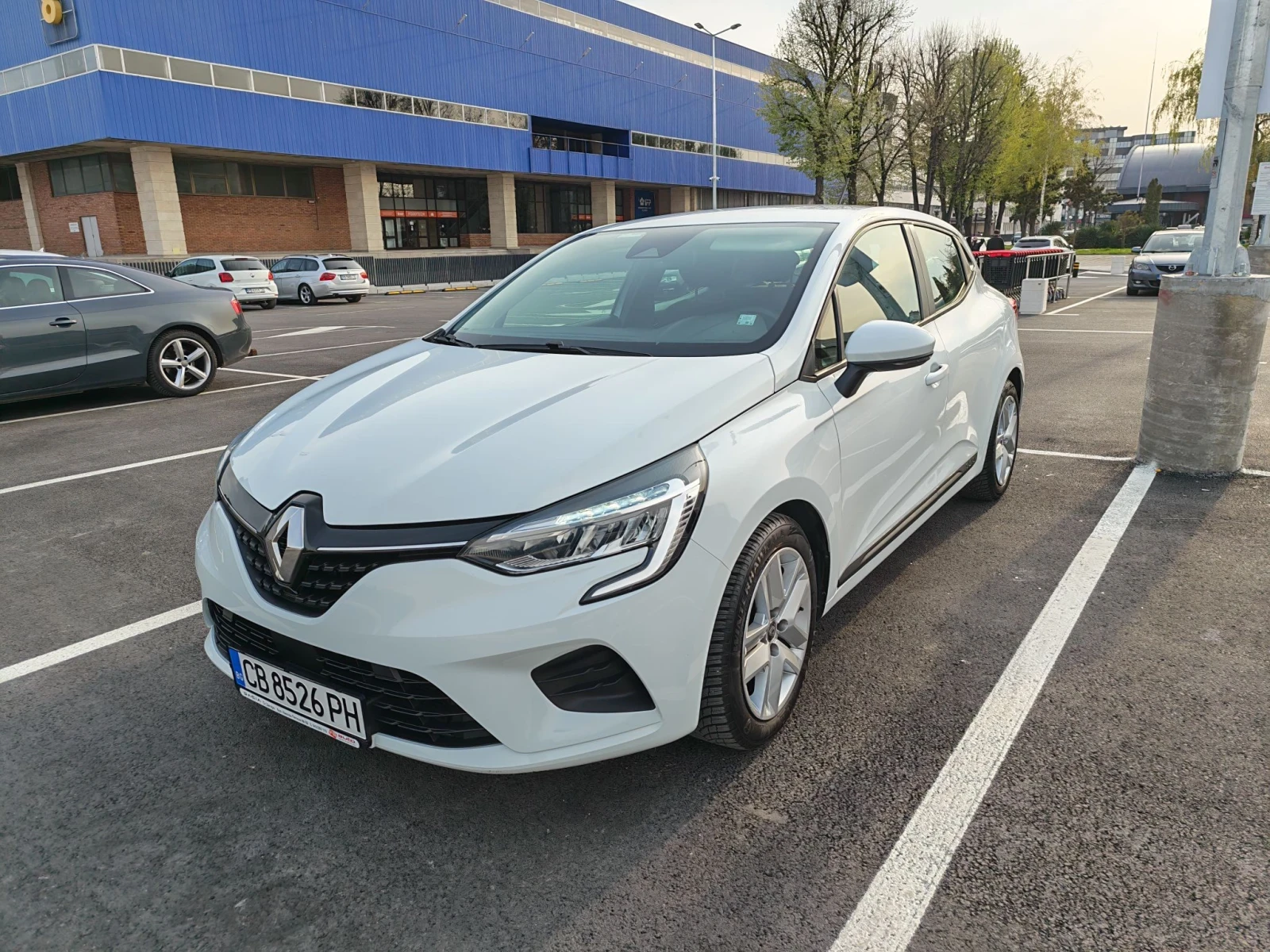 Renault Clio, снимка 6 - Автомобили и джипове - 55607684