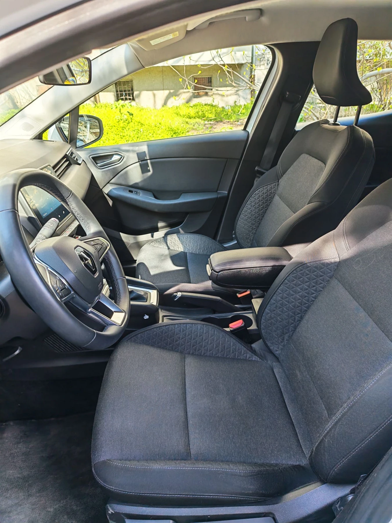 Renault Clio, снимка 11 - Автомобили и джипове - 55607684