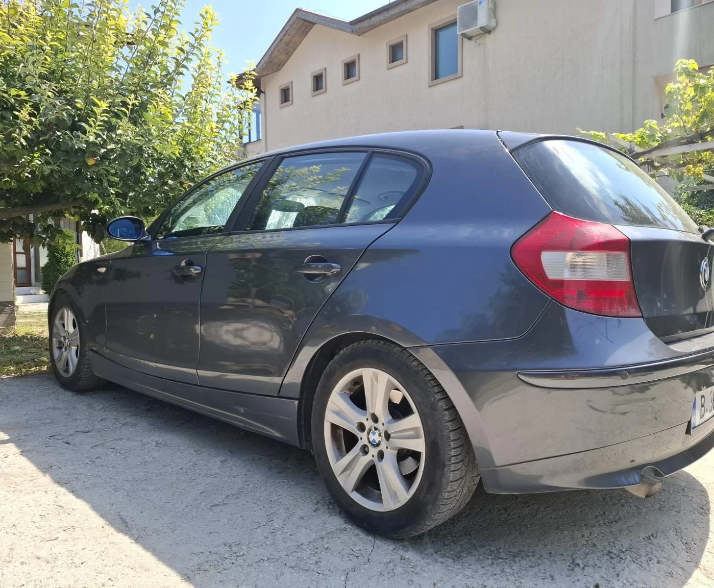 BMW 118, снимка 4 - Автомобили и джипове - 56010142