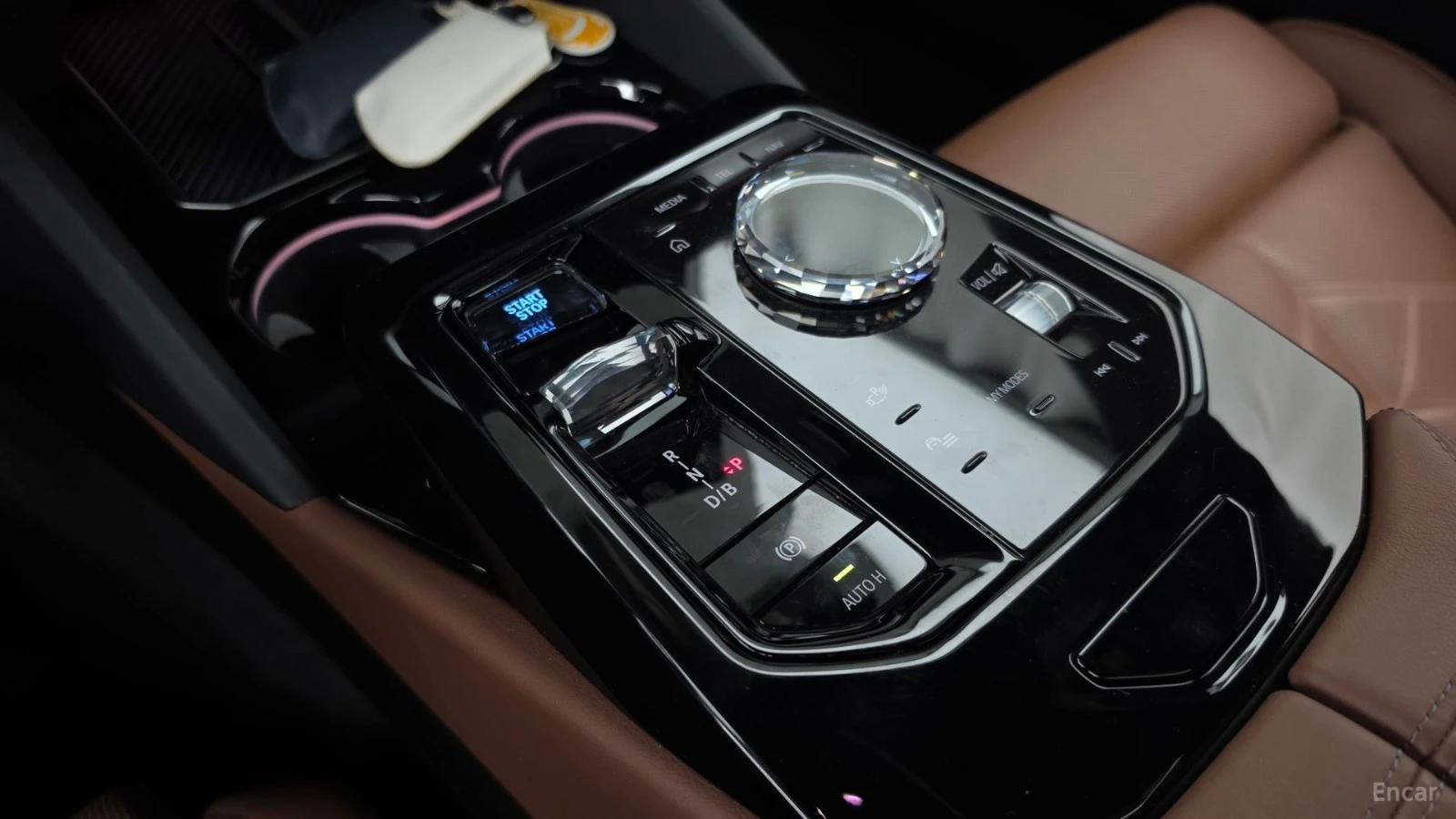 BMW i5 eDRIVE40 M SPORT| 340HP| PANO| HUD| 360| HK, снимка 8 - Автомобили и джипове - 56113538