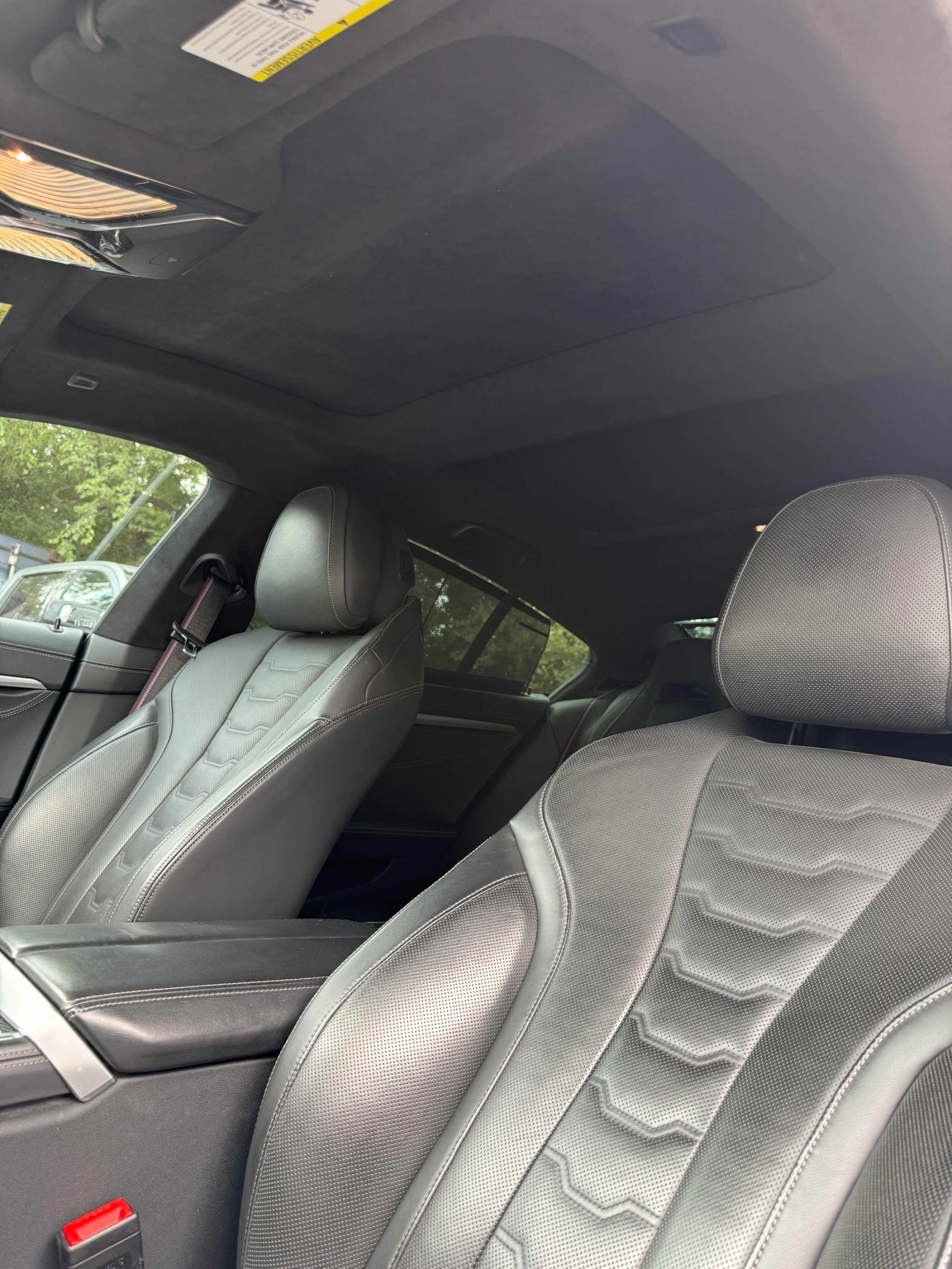 BMW 850 xDrive | CARFAX | БЕЗ ИНЦИДЕНТИ, снимка 13 - Автомобили и джипове - 56151508