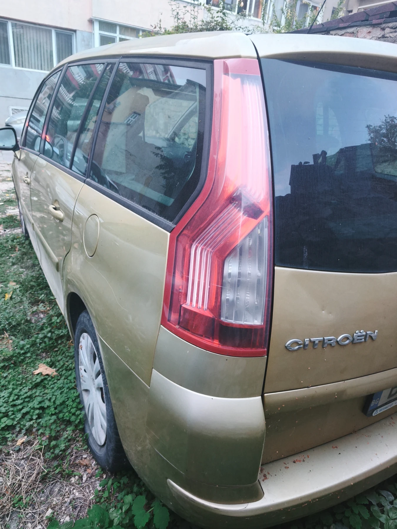 Citroen Grand C4 Picasso, снимка 6 - Автомобили и джипове - 56483912
