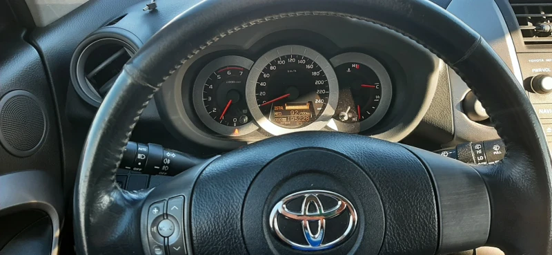 Toyota Rav4 2.2 luxsuri, снимка 14 - Автомобили и джипове - 48863076