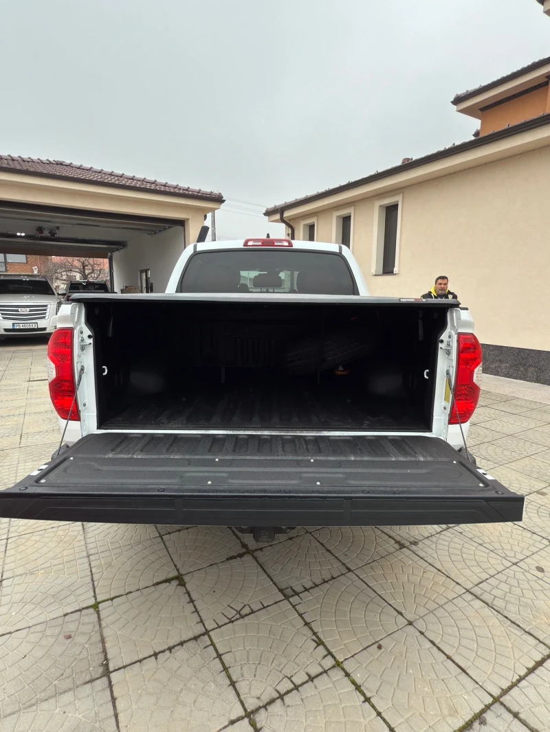 Toyota Tundra 1794 EDITION 5.7 Газова Уредба , снимка 10 - Автомобили и джипове - 49789517
