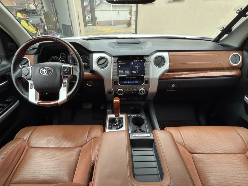 Toyota Tundra 1794 EDITION 5.7 Газова Уредба , снимка 11 - Автомобили и джипове - 49789517