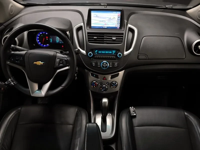 Chevrolet Trax 1.4, снимка 7 - Автомобили и джипове - 54327792