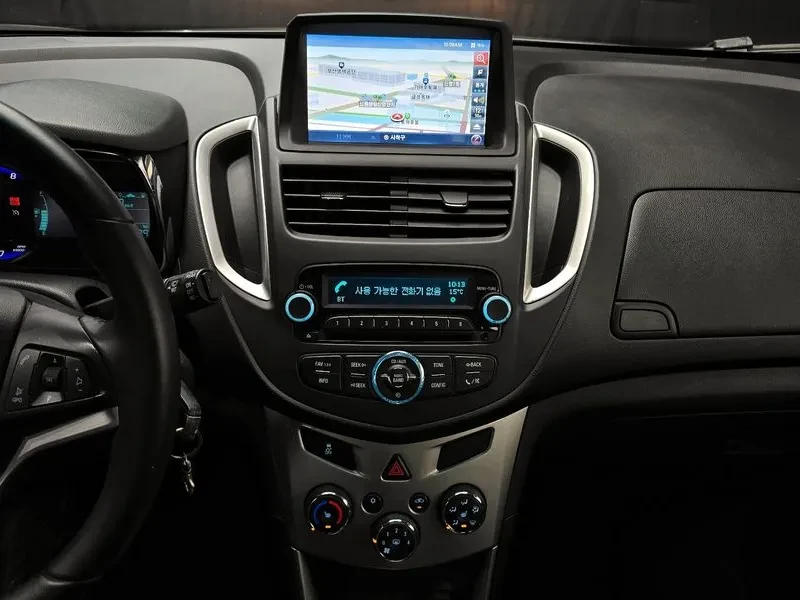 Chevrolet Trax 1.4, снимка 14 - Автомобили и джипове - 54327792