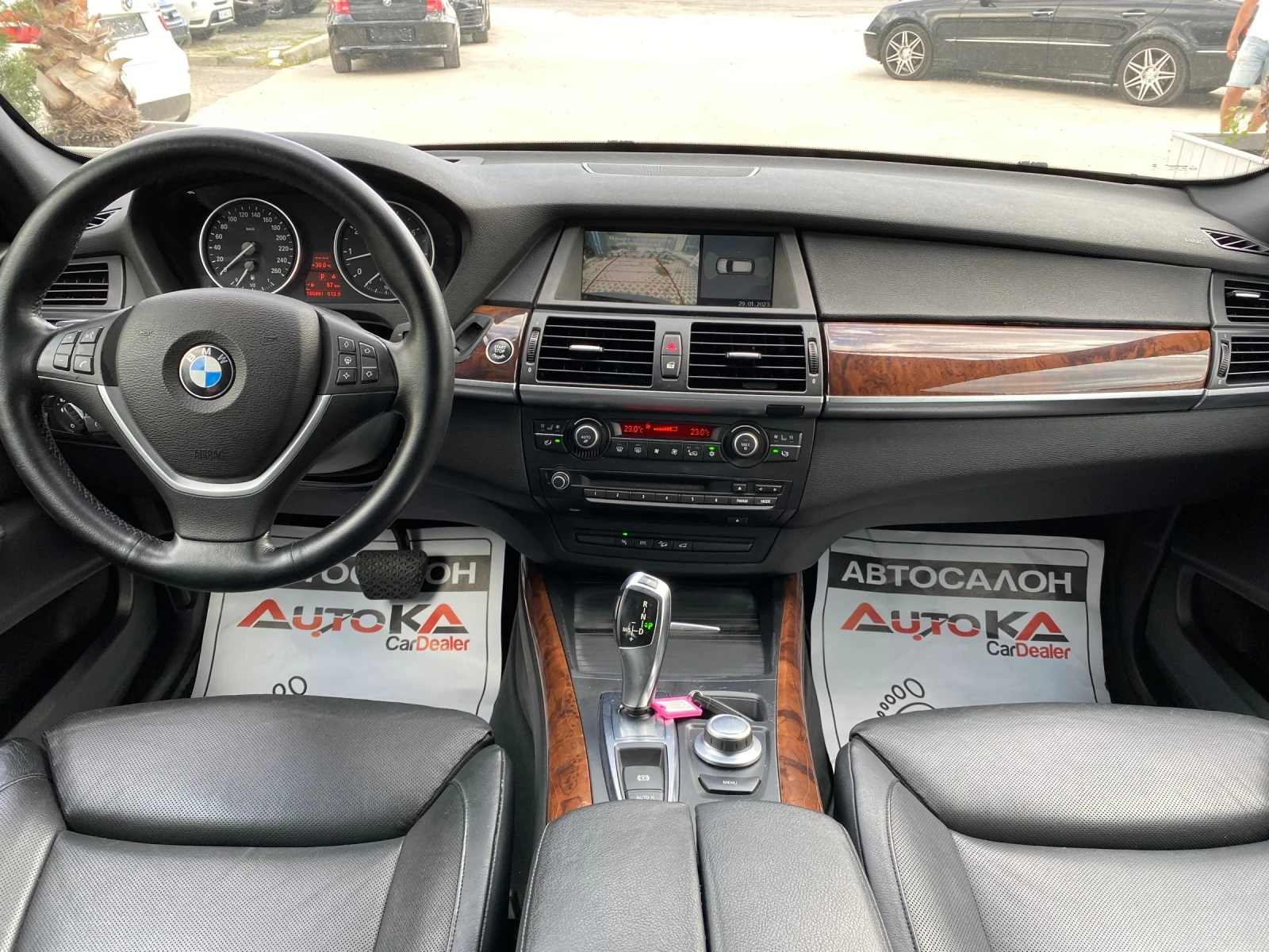 BMW X5 4.8i-355кс= ВАКУУМ= HUD= MEMORY= ПАНОРАМА= ОБДУХ - изображение 10