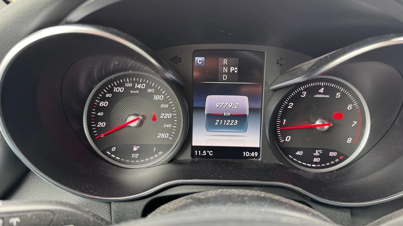 Mercedes-Benz GLC 300 * CARFAX * БЕЗ ПЪРВОНАЧАЛНА ВНОСКА - изображение 8