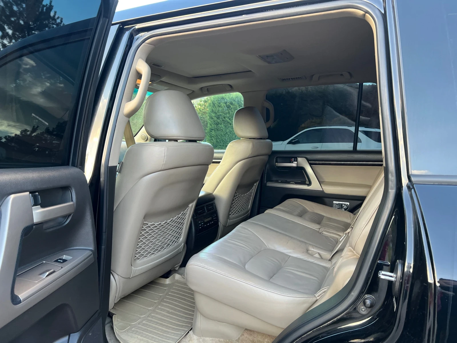 Toyota Land cruiser 4.5 V8 J200 KEYLESS /POWER HEAT/CAMERA/  | Mobile.bg   9