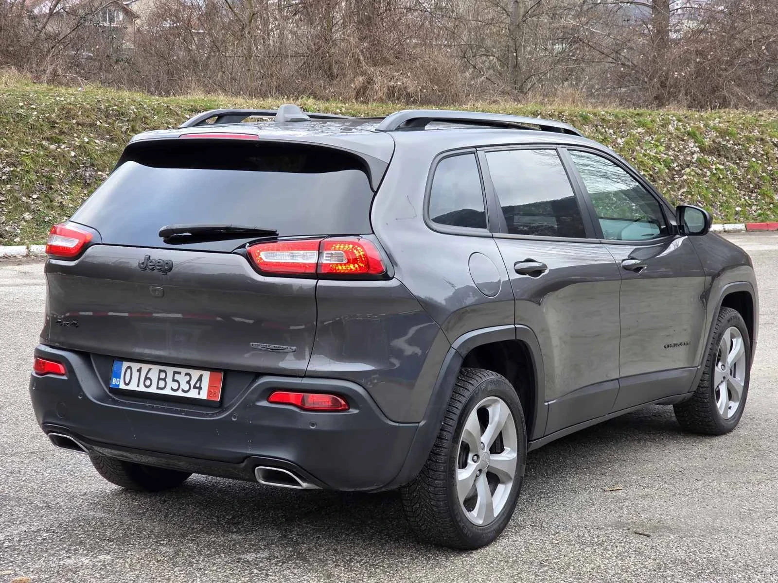 Jeep Cherokee ��� ��������� ������ 4 � 4 | Mobile.bg � ����������� 5