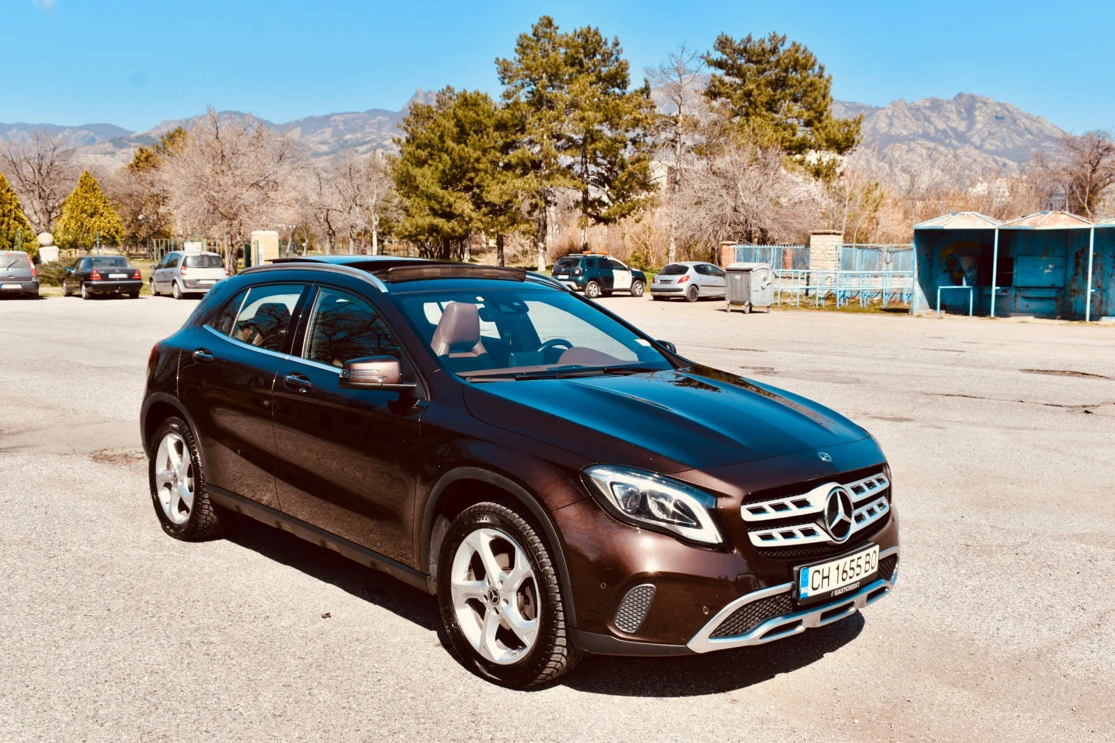 Mercedes-Benz GLA 200 D 4 Matic Luxury, снимка 9 - Автомобили и джипове - 53837425