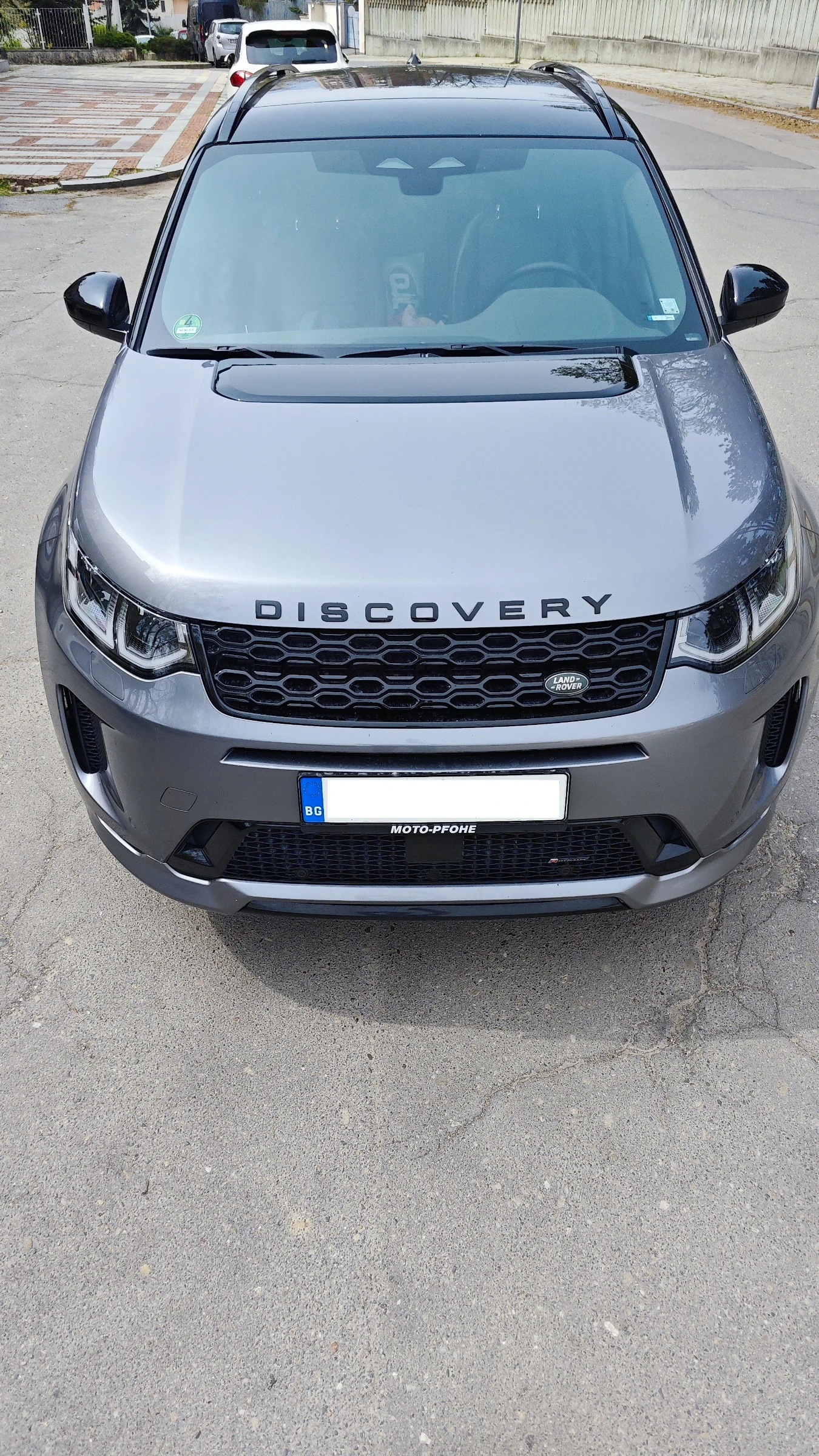 Land Rover Discovery Sport P300e R-Dinamic, снимка 3 - Автомобили и джипове - 54488703