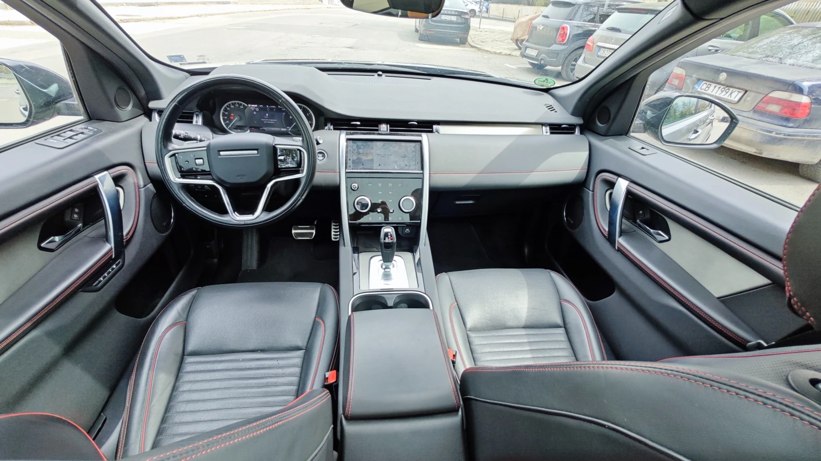 Land Rover Discovery Sport P300e R-Dinamic, снимка 8 - Автомобили и джипове - 54488703