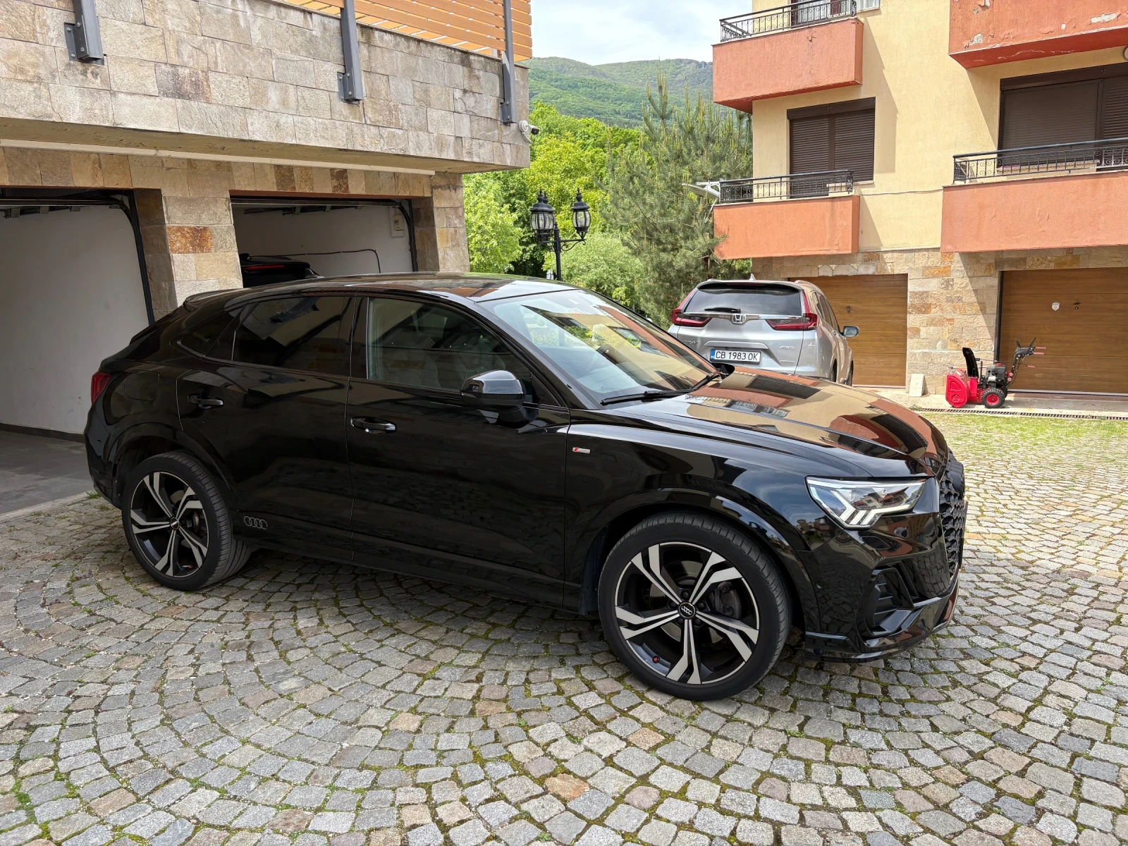 Audi Q3 Sportback 45 TFSI guattro S line, Bang & Olufsen, 360* , снимка 13 - Автомобили и джипове - 54605177