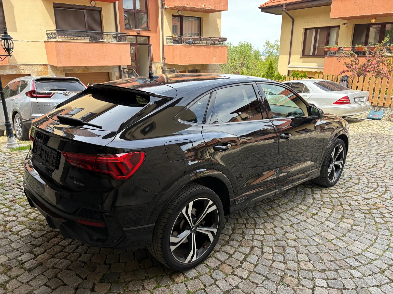 Audi Q3 Sportback 45 TFSI guattro S line, Bang & Olufsen, 360* , снимка 2 - Автомобили и джипове - 54605177