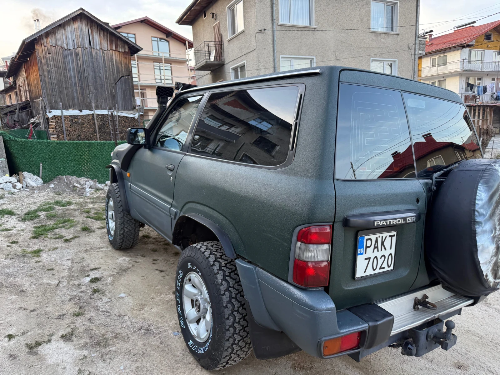 Nissan Patrol 2.8 TDI, снимка 4 - Автомобили и джипове - 54658107