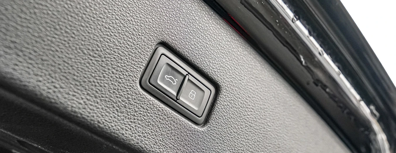 Audi Q8, снимка 11 - Автомобили и джипове - 54705995