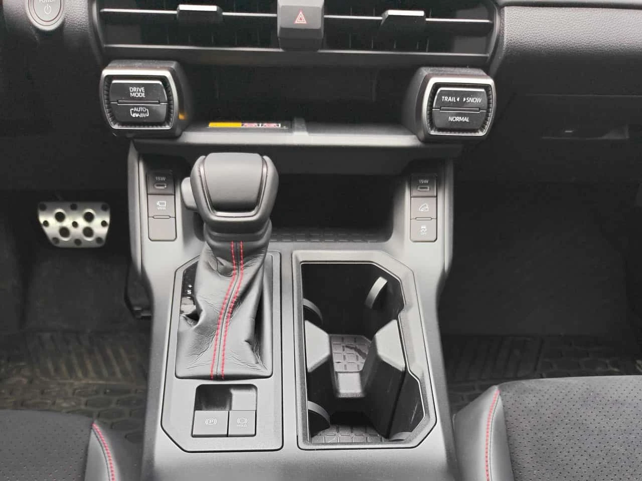 Toyota Rav4 GR SPORT / PLUG IN HYBRID /CARFAX  , снимка 10 - Автомобили и джипове - 55595021
