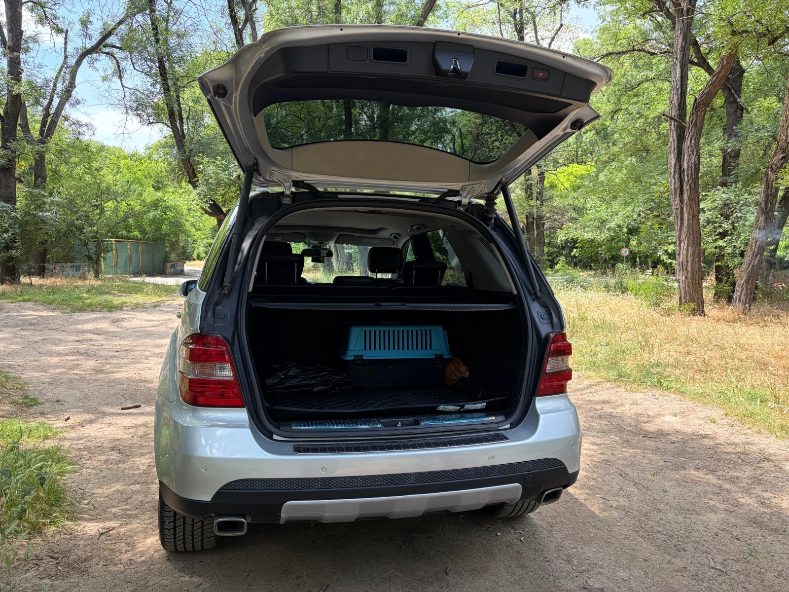 Mercedes-Benz ML 320, снимка 9 - Автомобили и джипове - 55645006