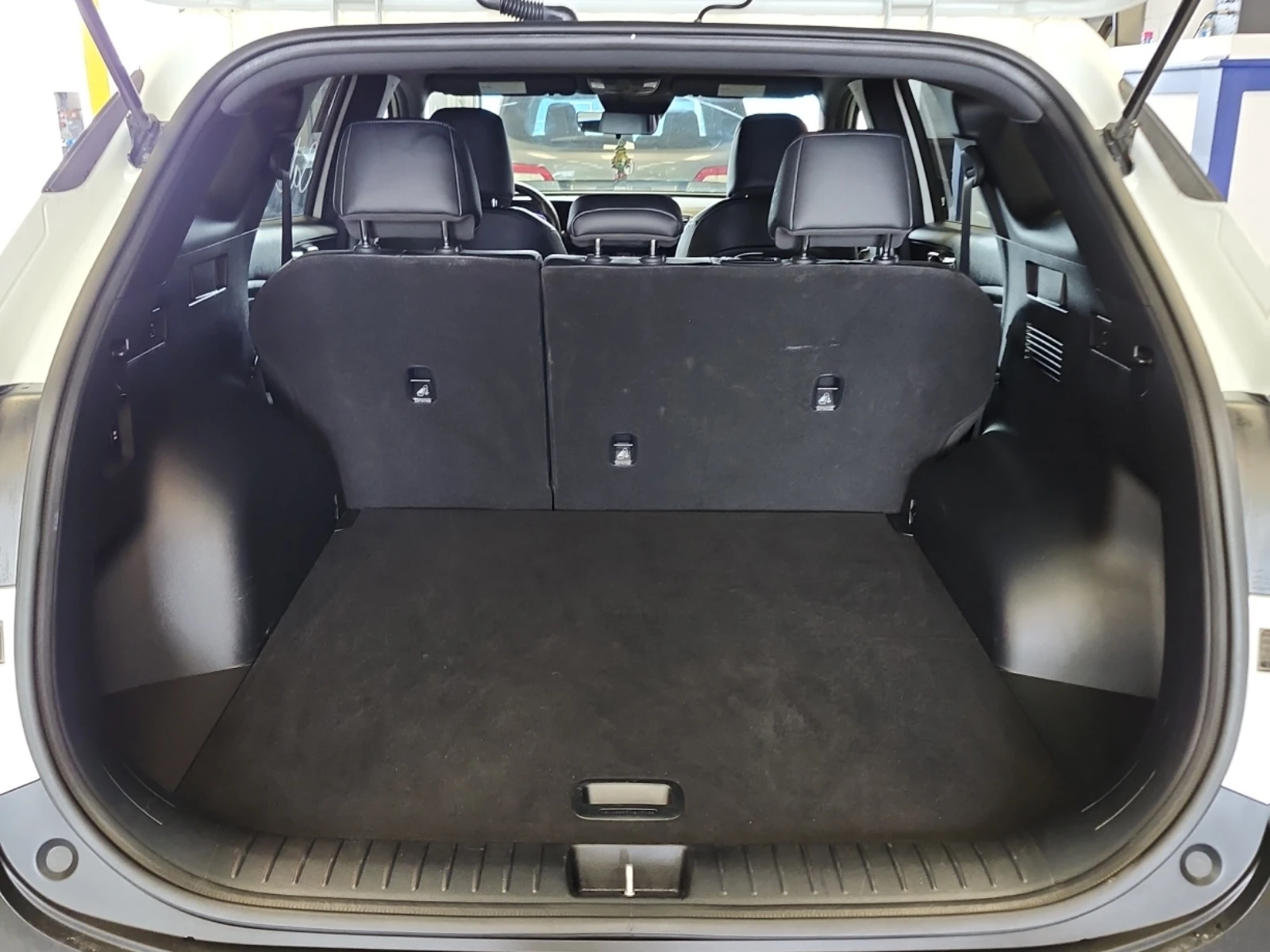 Kia Sportage Awd X-line / ПРОГНОЗНА ЦЕНА до БГ, снимка 12 - Автомобили и джипове - 55646898