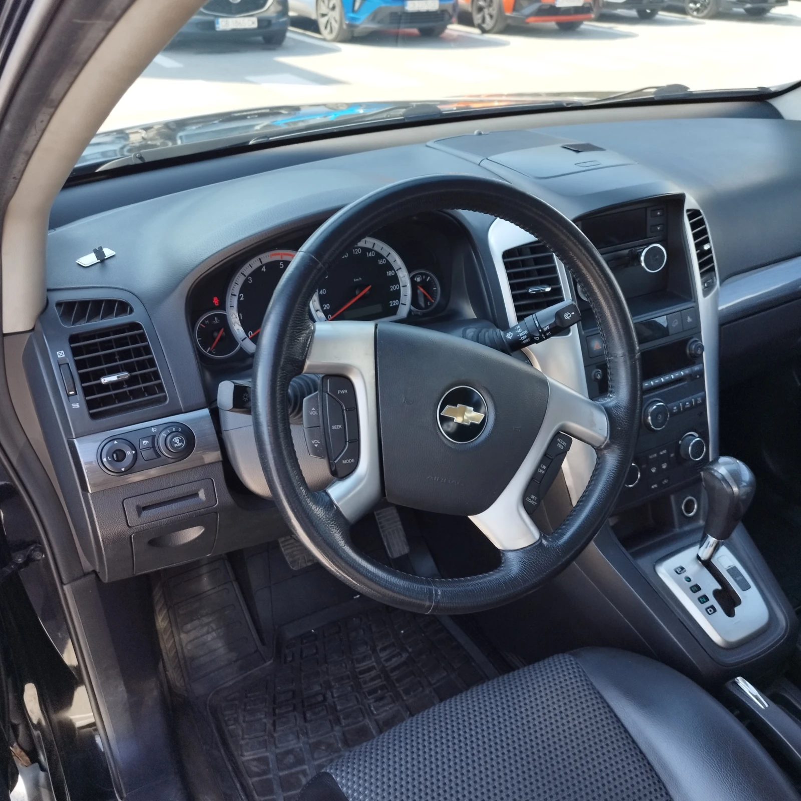 Chevrolet Captiva, снимка 4 - Автомобили и джипове - 55715667