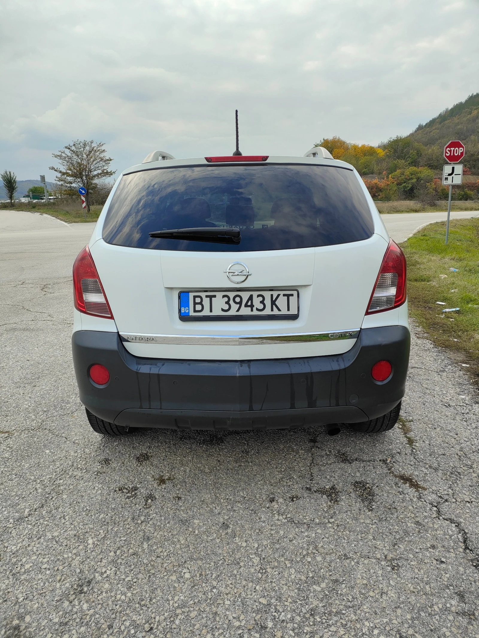 Opel Antara, снимка 4 - Автомобили и джипове - 55877576