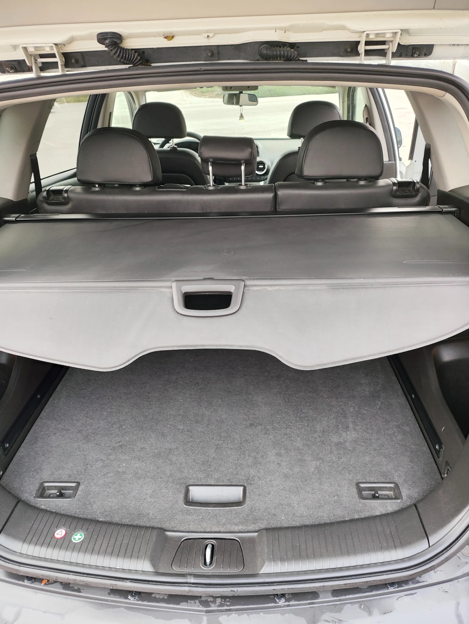 Opel Antara, снимка 11 - Автомобили и джипове - 55877576