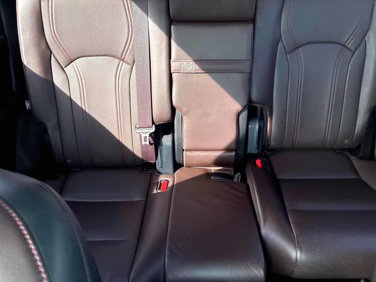 Lexus RX 350 L  3.5 / CARFAX / 360 КАМЕРИ / ОБДУХВАНЕ, снимка 9 - Автомобили и джипове - 56516223