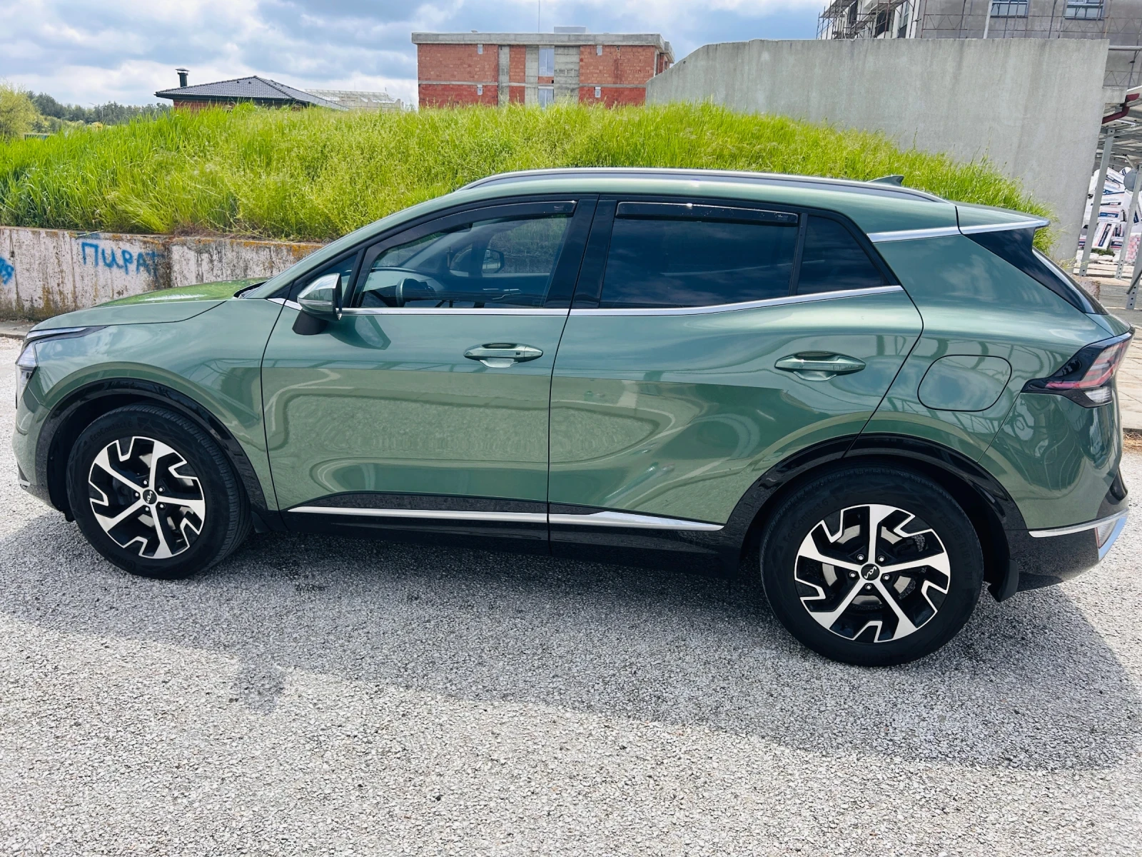 Kia Sportage 1.6 4x4 180�.� 7�� Executive | Mobile.bg � ����������� 2