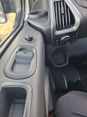 Ford Transit Custom ДЪЛГА БАЗА, ДВЕ СТРАНИЧНИ ВРАТИ, АВТОМАТИК, NAVI, снимка 11
