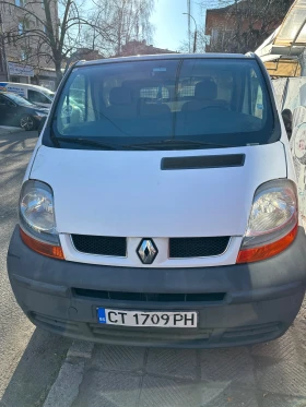     Renault Trafic 