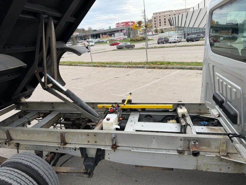 Ford Transit Самосвал 2.2 Десен волан, снимка 13 - Бусове и автобуси - 52459935