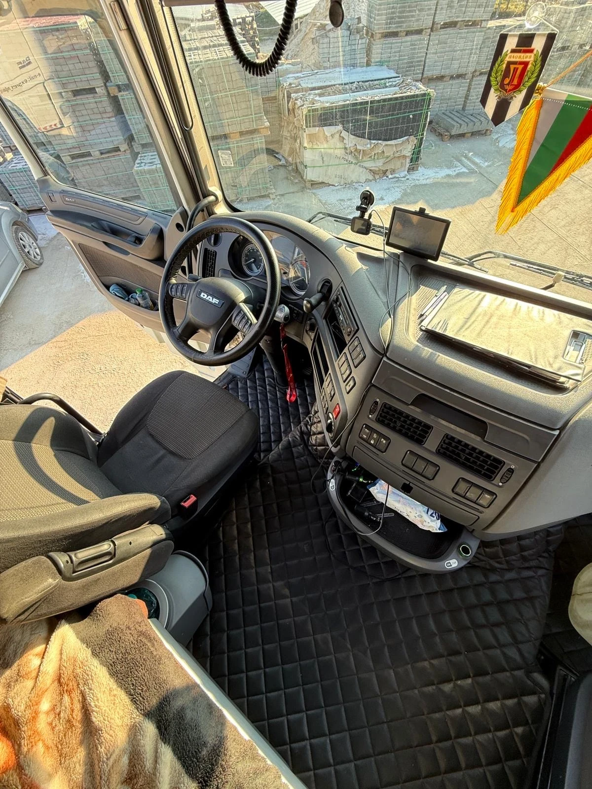 Daf FT XF 106   - изображение 8