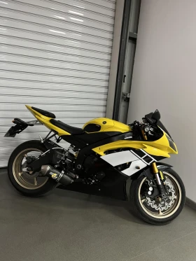  Yamaha YZF-R6