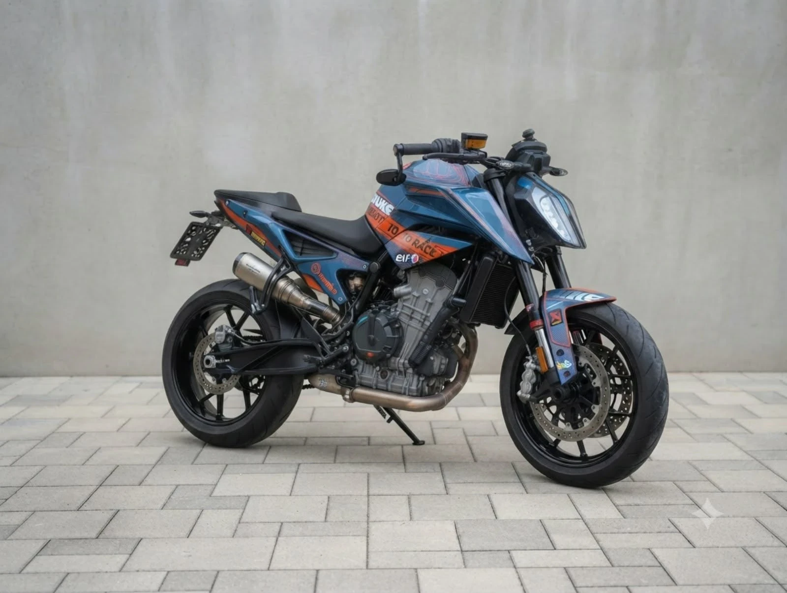 Ktm Duke 890 A2