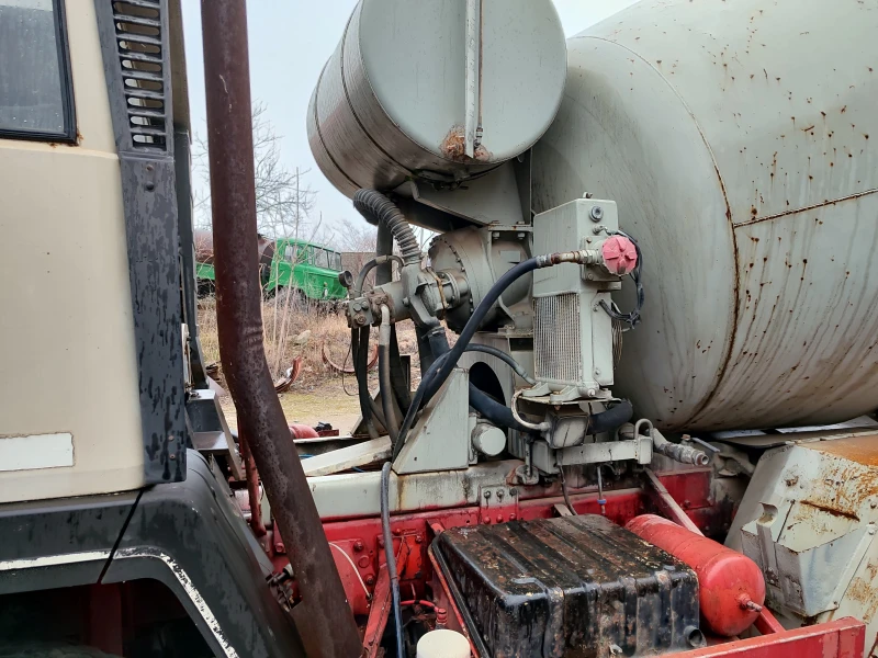 Бетон миксер Steyr 32c36