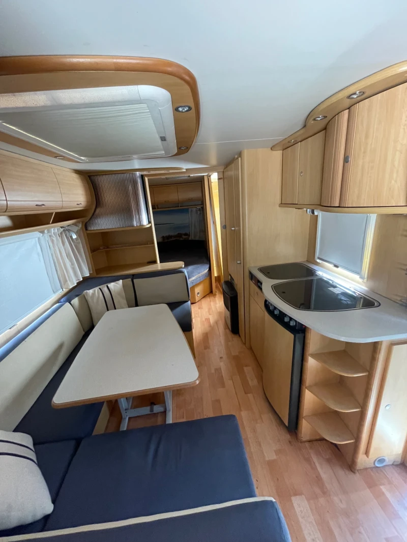 Каравана Dethleffs 5T, снимка 6 - Каравани и кемпери - 51773743