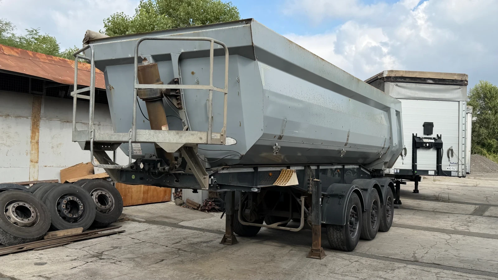 Полуремарке Schwarzmuller 28м3, БОГЕ!НОВ ВНОС!, снимка 2 - Ремаркета - 55841464
