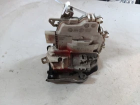 ����� �� �������� �� ����� (����� ����) 8K0839015C Audi A4