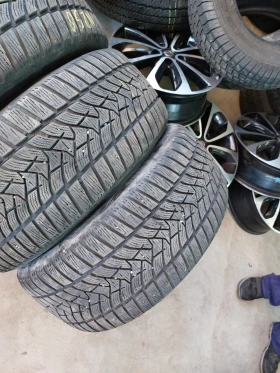 Гуми Зимни 245/45R18, снимка 4