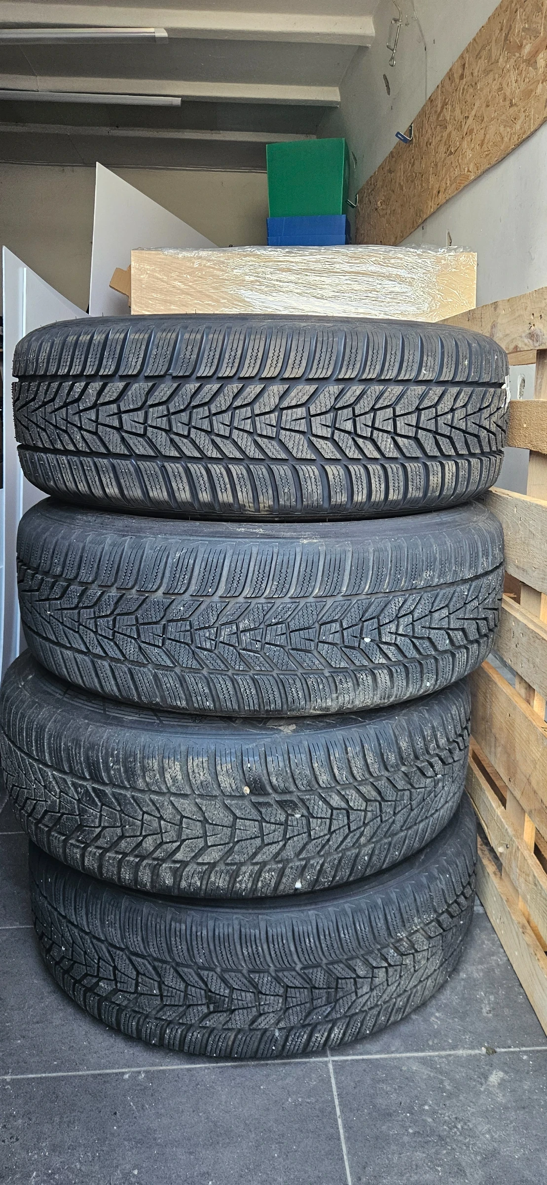 Гуми с джанти Hankook 235/60R18