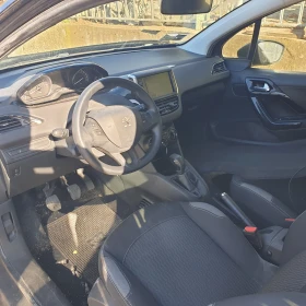 Peugeot 208 1.2, снимка 6