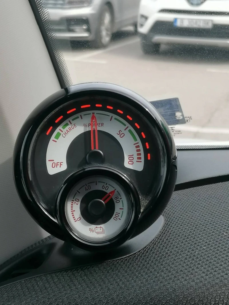 Smart Fortwo Electric, снимка 11 - Автомобили и джипове - 42932791