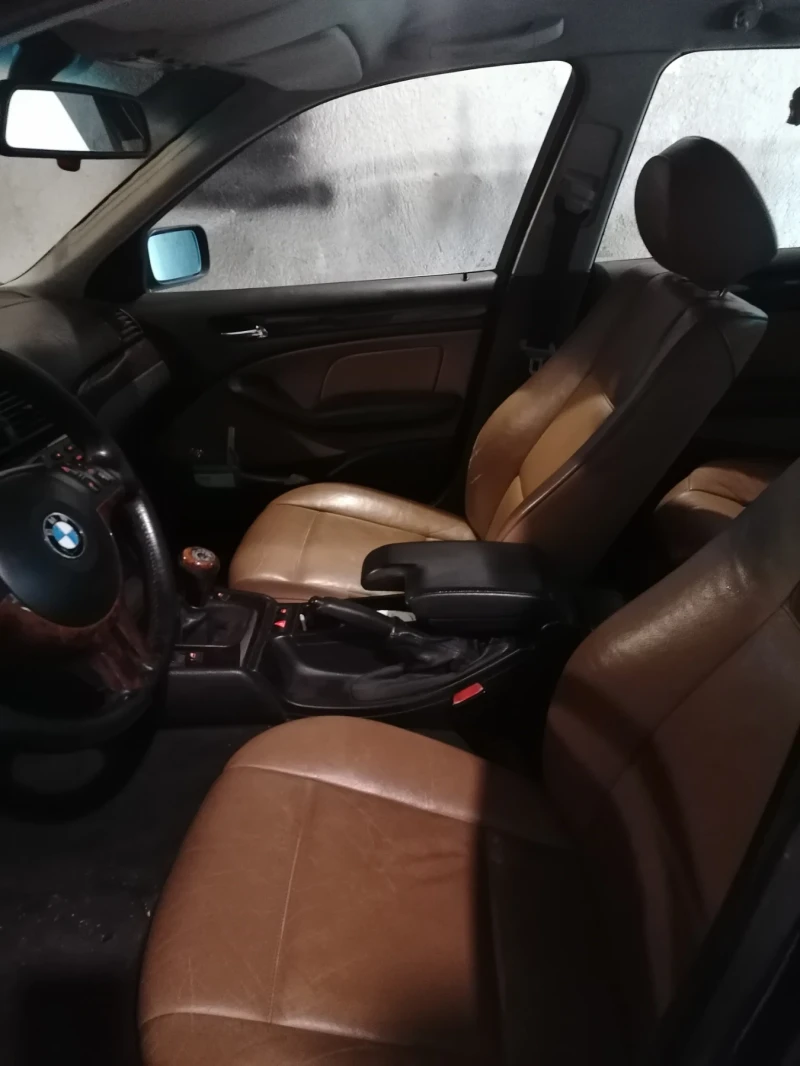 BMW 320, снимка 8 - Автомобили и джипове - 47473658