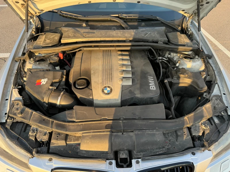 BMW 330 d LCI Mpack/Navi/Shadow line, снимка 11 - Автомобили и джипове - 49305845